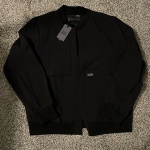 Figs women’s scrub bomber jacket, 2XL